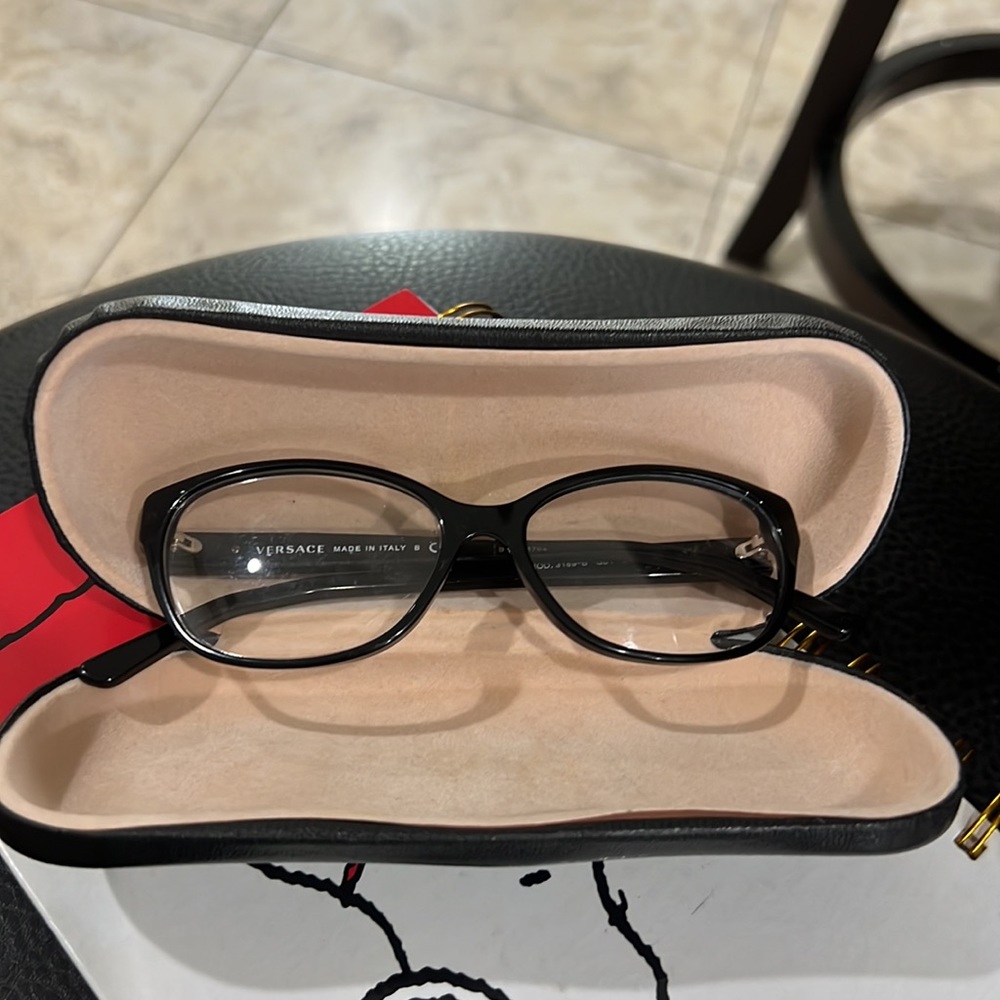 Versace “Frames” - image 5